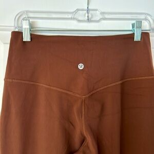 Lululemon High-Rise Wide-Leg Pants with pockets size 6